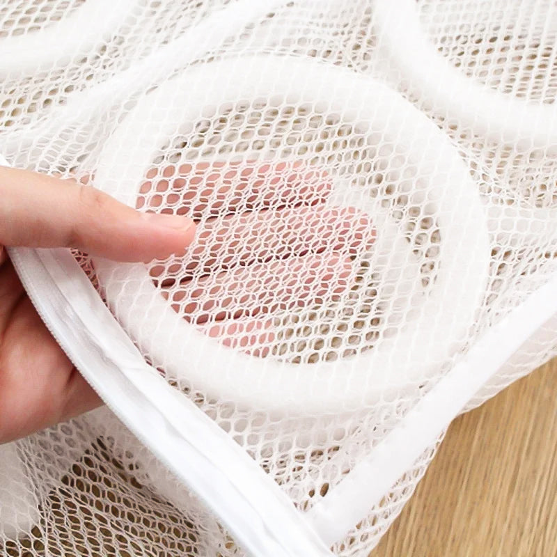 Mesh Shoe Washing Bag – Machine Wash Laundry Protector for Trainers & Sneakers